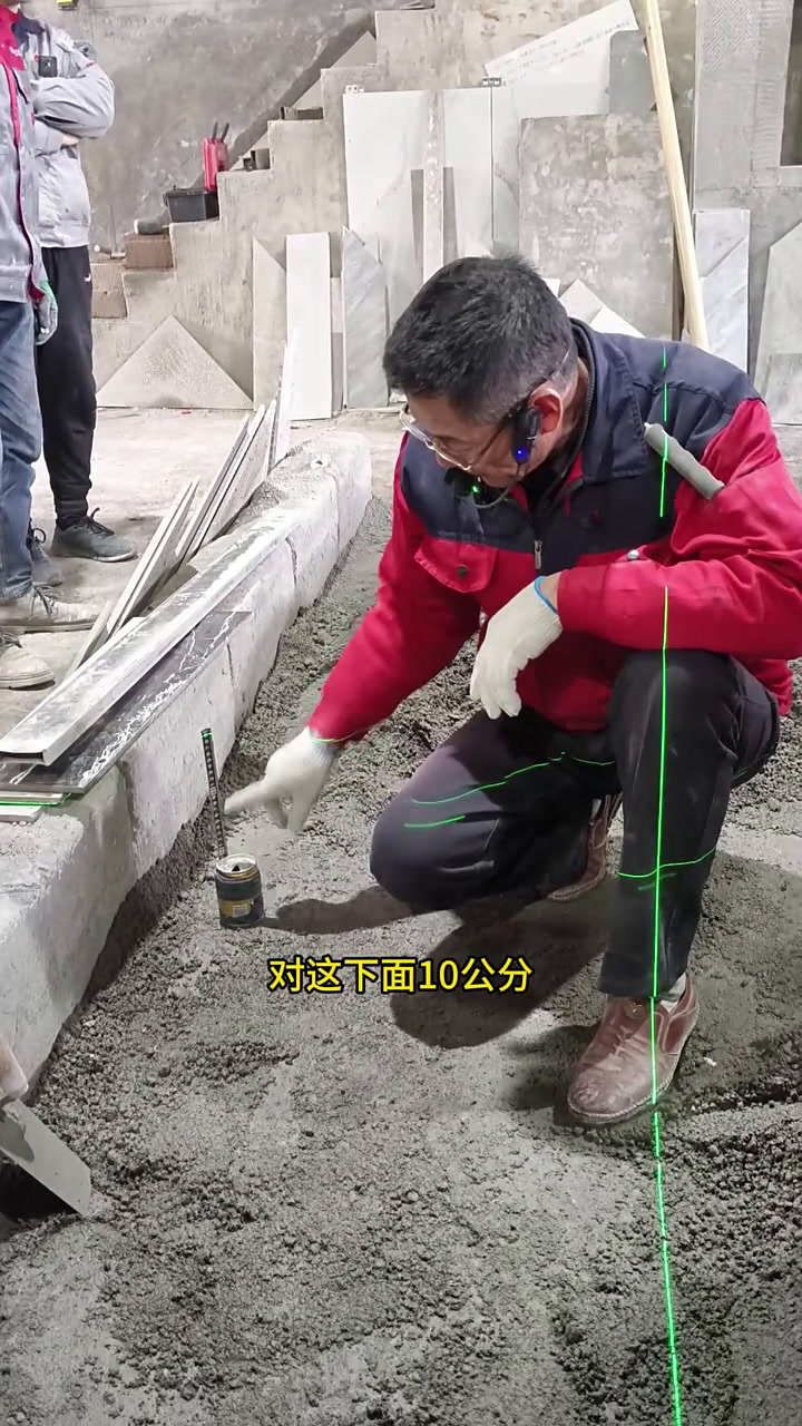 怎么找铺瓷砖工人(怎么找贴瓷砖的师傅)